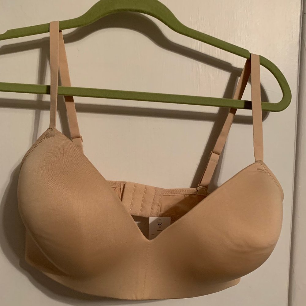 NWT MAIDENFORM TAN BRA SZ 40C